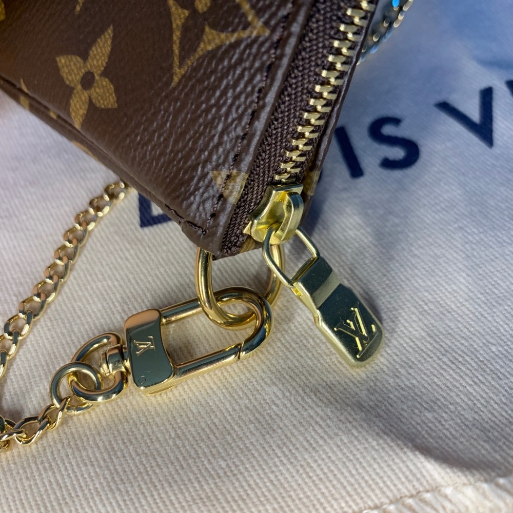 Mini Pochette Accessoires - Picture 6 of 16